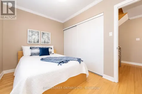 9 Graham Avenue Ottawa ON K1S 0B6