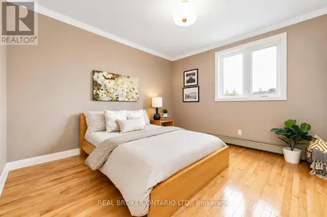 9 Graham Avenue Ottawa ON K1S 0B6