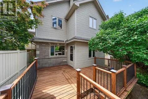 9 Graham Avenue Ottawa ON K1S 0B6