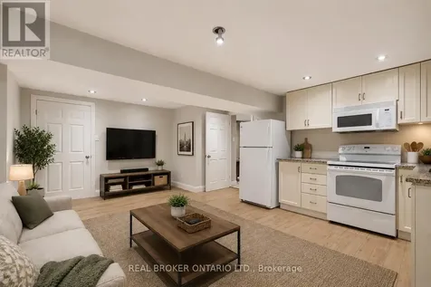 9 Graham Avenue Ottawa ON K1S 0B6