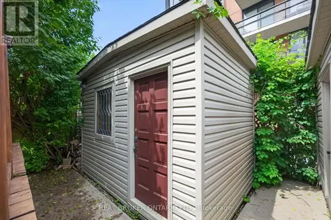 9 Graham Avenue Ottawa ON K1S 0B6
