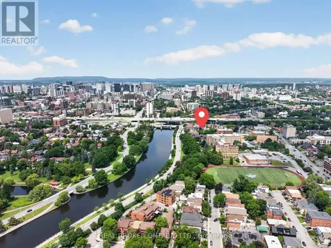 9 Graham Avenue Ottawa ON K1S 0B6