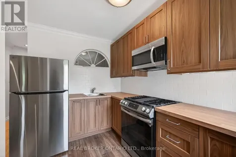 9 Graham Avenue Ottawa ON K1S 0B6