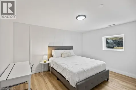 87 St Paul Avenue Brantford ON N3T 4G1