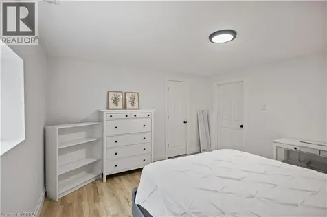 87 St Paul Avenue Brantford ON N3T 4G1