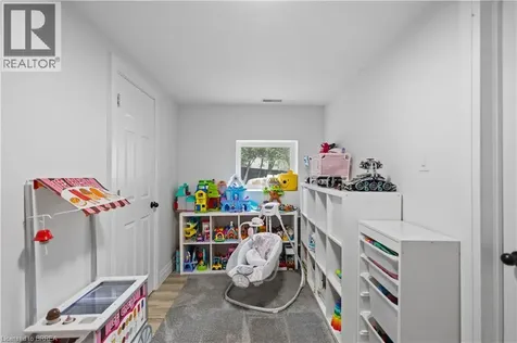87 St Paul Avenue Brantford ON N3T 4G1