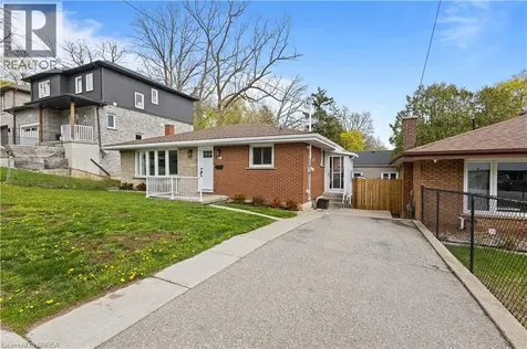 87 St Paul Avenue Brantford ON N3T 4G1