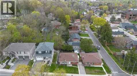 87 St Paul Avenue Brantford ON N3T 4G1