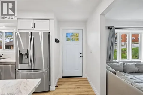 87 St Paul Avenue Brantford ON N3T 4G1
