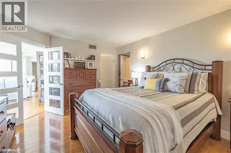 265 Westcourt Place Waterloo ON N2L 6E4