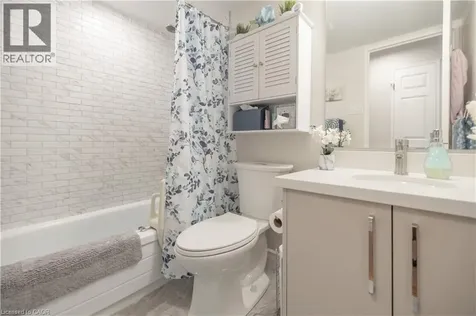 265 Westcourt Place Waterloo ON N2L 6E4