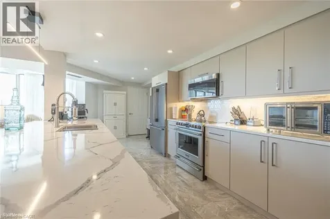 265 Westcourt Place Waterloo ON N2L 6E4