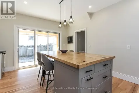 41 Market Street Collingwood ON L9Y 3M5