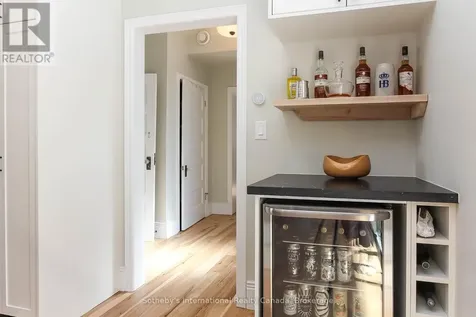 41 Market Street Collingwood ON L9Y 3M5