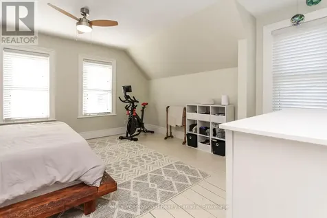 41 Market Street Collingwood ON L9Y 3M5