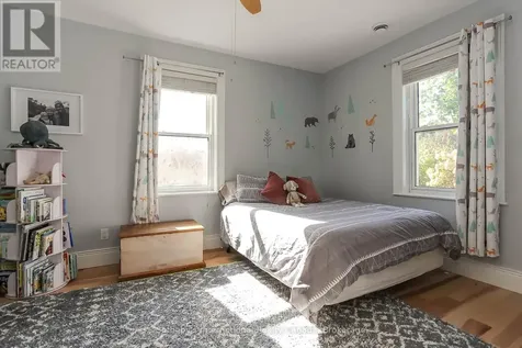41 Market Street Collingwood ON L9Y 3M5