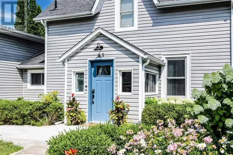 41 Market Street Collingwood ON L9Y 3M5