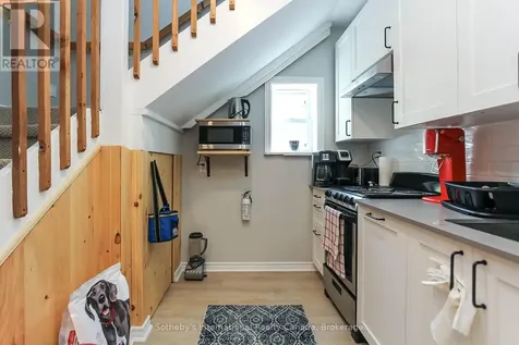 41 Market Street Collingwood ON L9Y 3M5