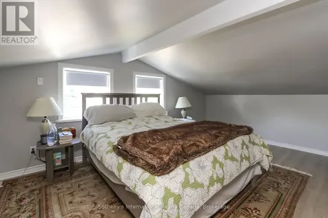 41 Market Street Collingwood ON L9Y 3M5