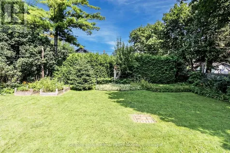 41 Market Street Collingwood ON L9Y 3M5