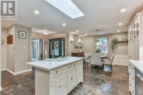 2 Oakwood Drive London South (south B) ON N6K 2V4