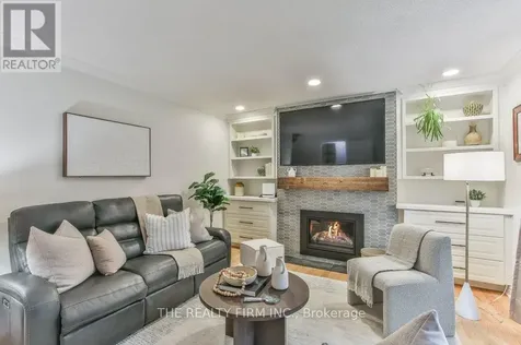 2 Oakwood Drive London South (south B) ON N6K 2V4