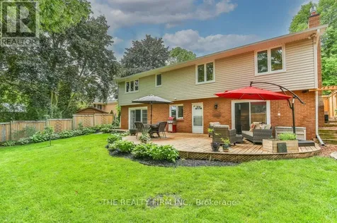 2 Oakwood Drive London South (south B) ON N6K 2V4
