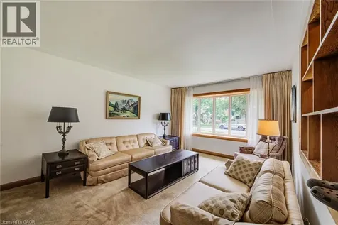 104 Elgin Crescent Waterloo ON N2J 2S2