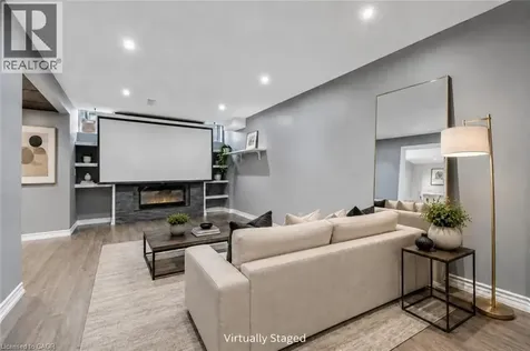 52 Condor Street Kitchener ON N2K 0B2