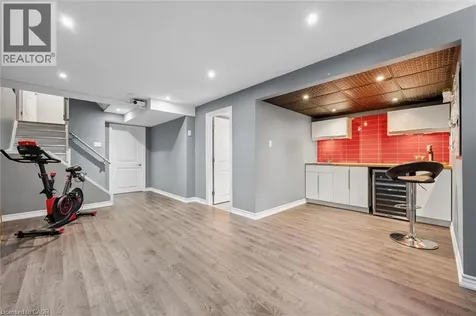 52 Condor Street Kitchener ON N2K 0B2
