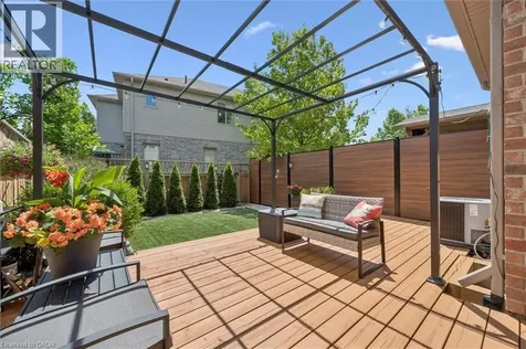 52 Condor Street Kitchener ON N2K 0B2