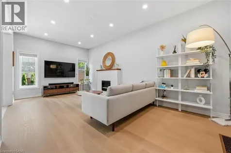 52 Condor Street Kitchener ON N2K 0B2