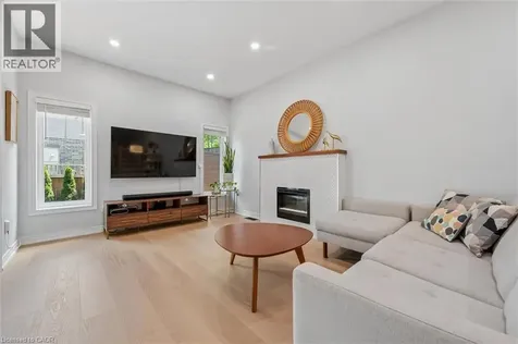 52 Condor Street Kitchener ON N2K 0B2