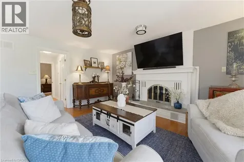 52 Rooshill Avenue Cambridge ON N3C 2A2