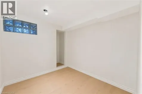 52 Rooshill Avenue Cambridge ON N3C 2A2