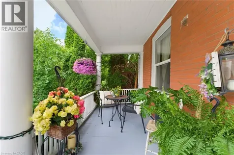52 Rooshill Avenue Cambridge ON N3C 2A2