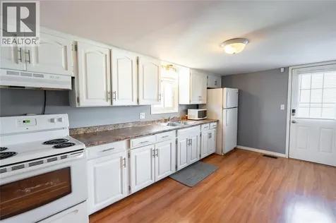 223 King Street Wallaceburg ON N8A 1H4