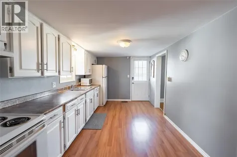 223 King Street Wallaceburg ON N8A 1H4