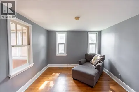 223 King Street Wallaceburg ON N8A 1H4