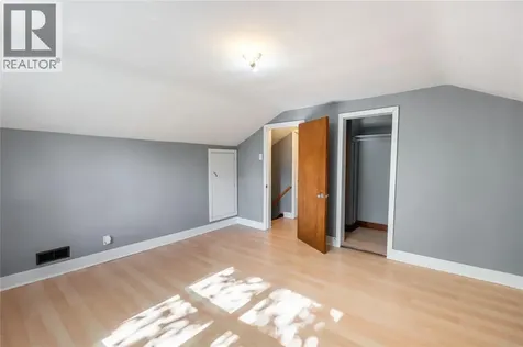 223 King Street Wallaceburg ON N8A 1H4
