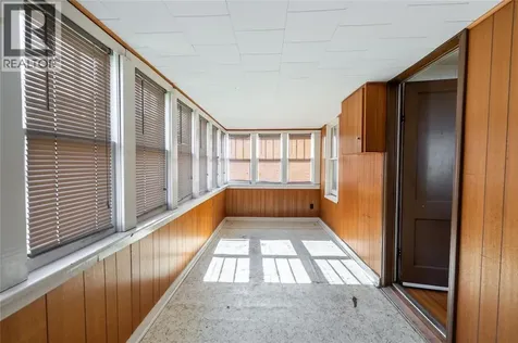 223 King Street Wallaceburg ON N8A 1H4
