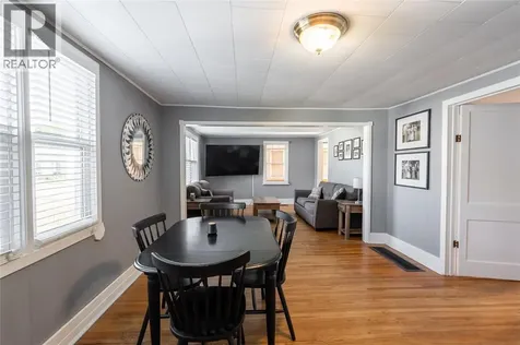 223 King Street Wallaceburg ON N8A 1H4