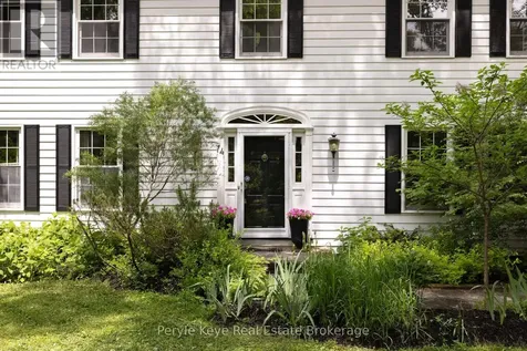 74 Woodland Drive Bracebridge ON P1L 1M2