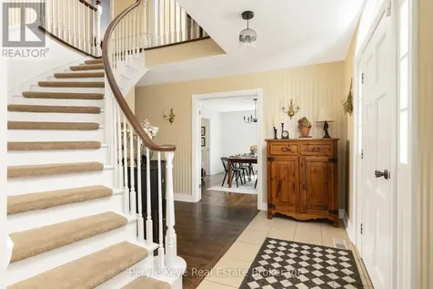 74 Woodland Drive Bracebridge ON P1L 1M2