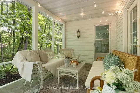 74 Woodland Drive Bracebridge ON P1L 1M2