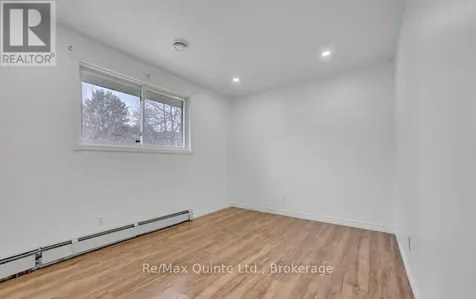 76 Gilbert Street Belleville (belleville Ward) ON K8P 3H2