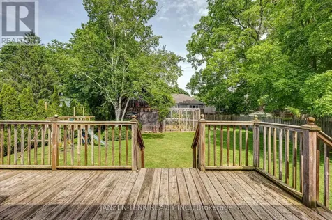 17 St Andrew Street Aylmer ON N5H 2M9