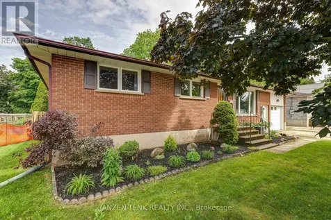 17 St Andrew Street Aylmer ON N5H 2M9
