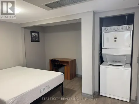 321 Spruce Street Waterloo ON N2L 0G4