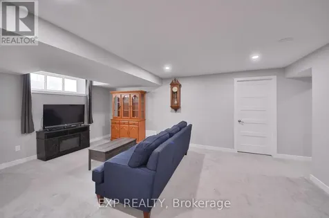 92 Chateauguay Street Russell ON K0A 1W0